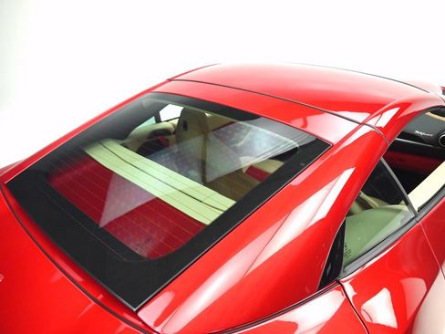Used 2023 Ferrari Portofino M RWD image 33