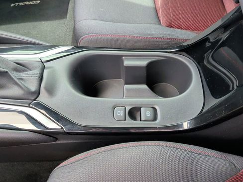 Used 2025 Toyota Corolla SE FWD image 28