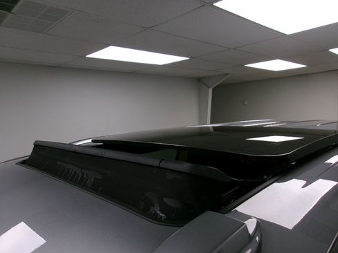 New 2026 Chevrolet Suburban High Country w/ Sun And Tow Package image 4