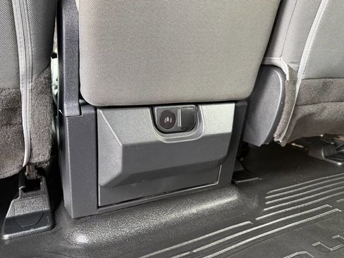 Used 2024 Ford F250 XL w/ FX4 Off-Road Package image 37