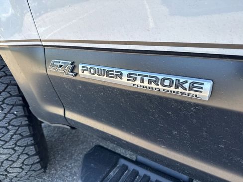 Used 2019 Ford F250 XL w/ STX Appearance Package AWD/4WD image 3