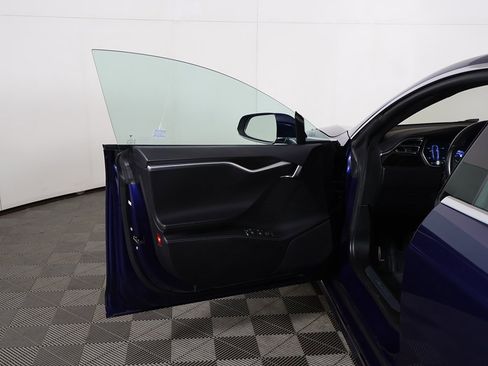 Used 2016 Tesla Model S 90D image 21