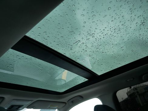 Used 2025 Honda Pilot Elite image 19