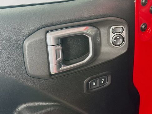 Used 2021 Jeep Wrangler Unlimited Sport AWD/4WD image 18