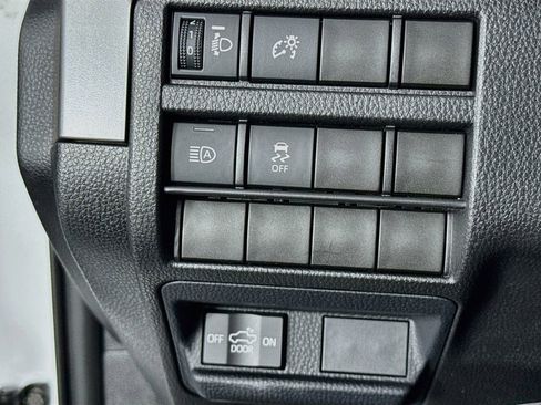 Used 2024 Toyota Tacoma SR5 image 15