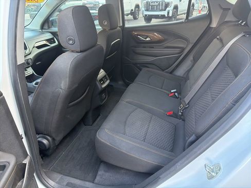 Used 2021 GMC Terrain SLE w/ Elevation Edition image 11