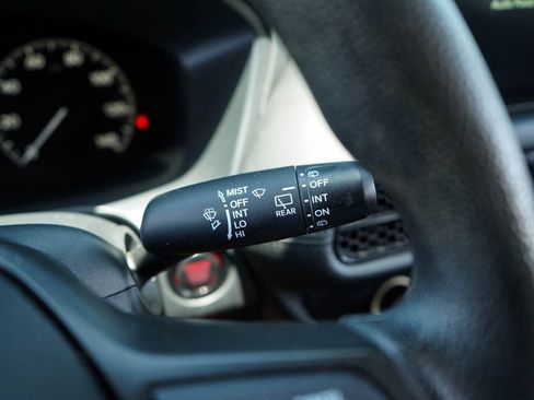 Used 2026 Honda HR-V LX image 31