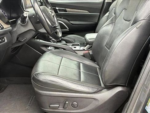 Used 2020 Kia Telluride EX w/ EX Premium Package AWD/4WD image 11