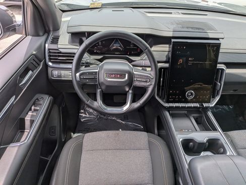 Used 2025 GMC Acadia Elevation FWD image 18