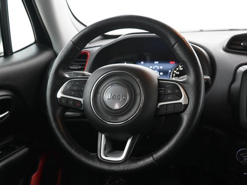 Used 2019 Jeep Renegade Trailhawk w/ Cold Weather Group II AWD/4WD image 16