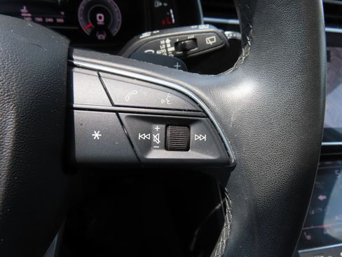 Used 2023 Audi Q7 3.0T Premium Plus AWD/4WD image 19