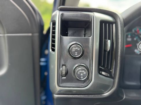 Used 2017 Chevrolet Silverado 1500 LT w/ All Star Edition AWD/4WD image 19