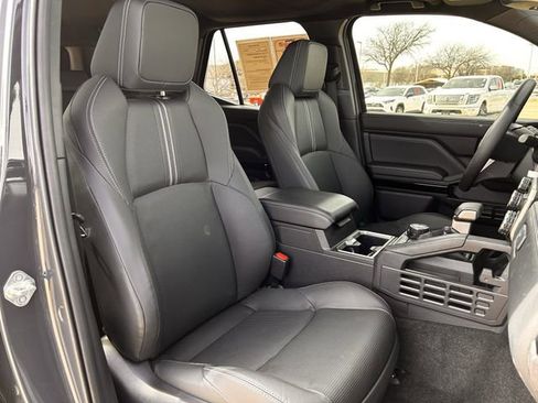 Certified 2025 Toyota 4Runner Limited image 29