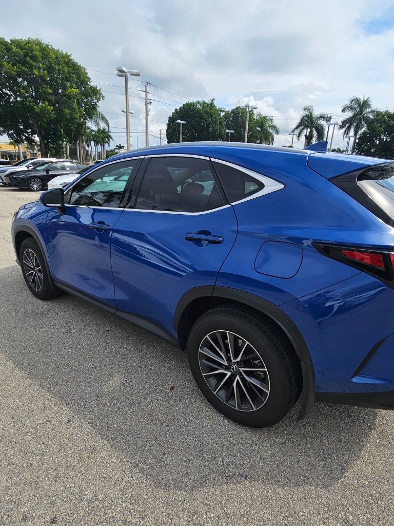 Certified 2025 Lexus NX 350h AWD w/ Accessory Package (K3) image 7