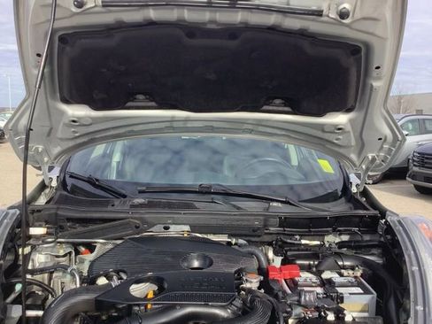Used 2015 Nissan Juke SV image 11