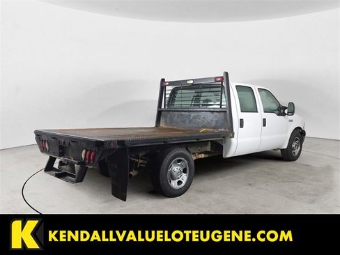 Used 2007 Ford F250 XL image 2