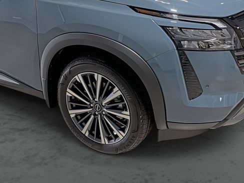 New 2026 Nissan Pathfinder Platinum AWD/4WD image 15