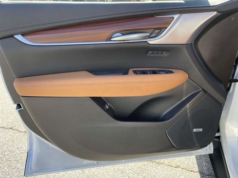 New 2025 Cadillac XT5 Premium Luxury w/ Technology Package image 15