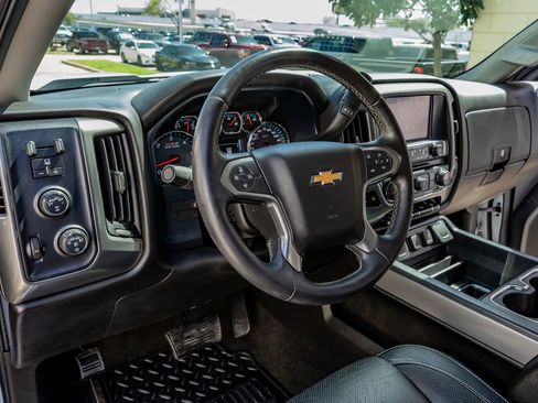 Used 2018 Chevrolet Silverado 1500 LT w/ All Star Edition image 16