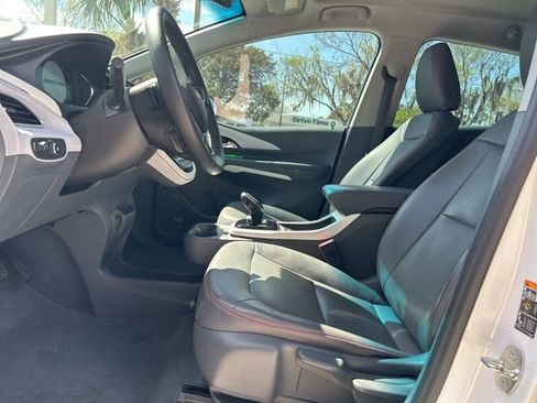 Used 2017 Chevrolet Bolt Premier w/ Driver Confidence II Package image 11