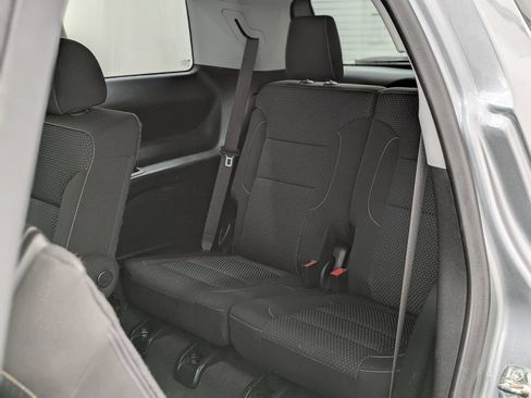 Used 2023 GMC Acadia SLE w/ Driver Convenience Package AWD/4WD image 13