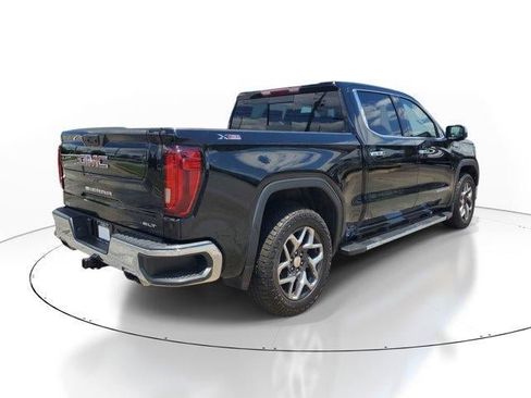 Used 2023 GMC Sierra 1500 SLT w/ SLT Premium Plus Package AWD/4WD image 3