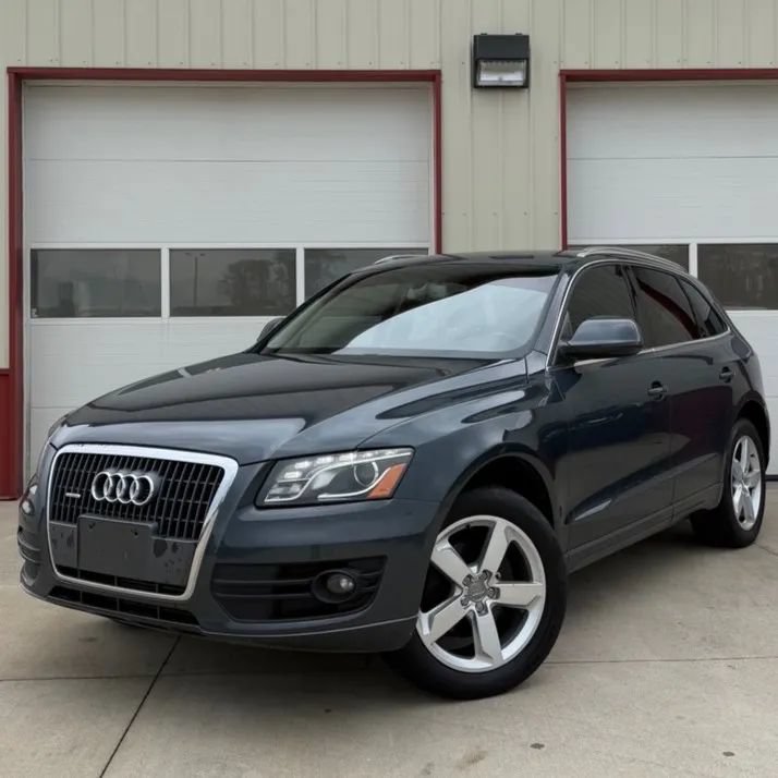 Used 2011 Audi Q5 2.0T Premium Plus w/ Premium Plus Pkg AWD/4WD image 3