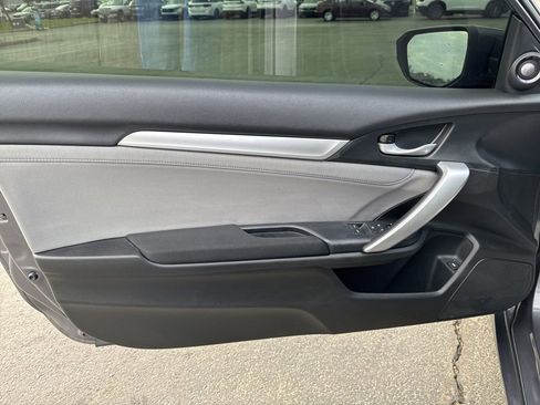 Certified 2017 Honda Civic EX-T image 27