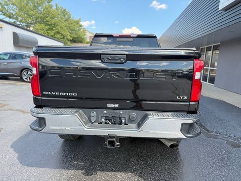 Used 2020 Chevrolet Silverado 2500 LTZ w/ LTZ Convenience Package AWD/4WD image 7
