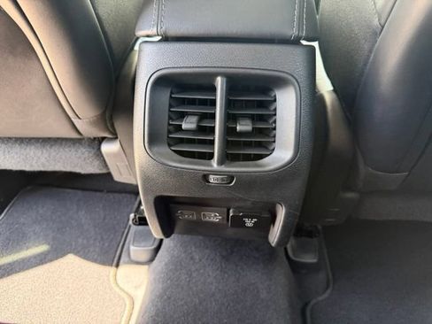 Used 2021 Jeep Cherokee Limited AWD/4WD image 14