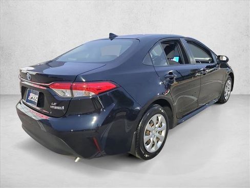 Used 2023 Toyota Corolla LE image 5