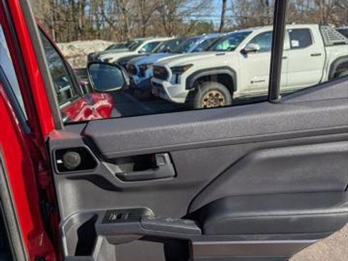 Certified 2025 Toyota 4Runner TRD Off-Road Premium w/ Tow Technology Package AWD/4WD image 17