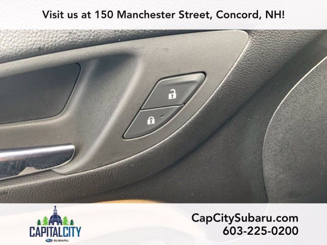 Used 2023 Chevrolet Equinox Premier AWD/4WD image 13