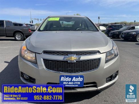 Used 2014 Chevrolet Cruze LTZ w/ Enhanced Safety Package FWD image 2