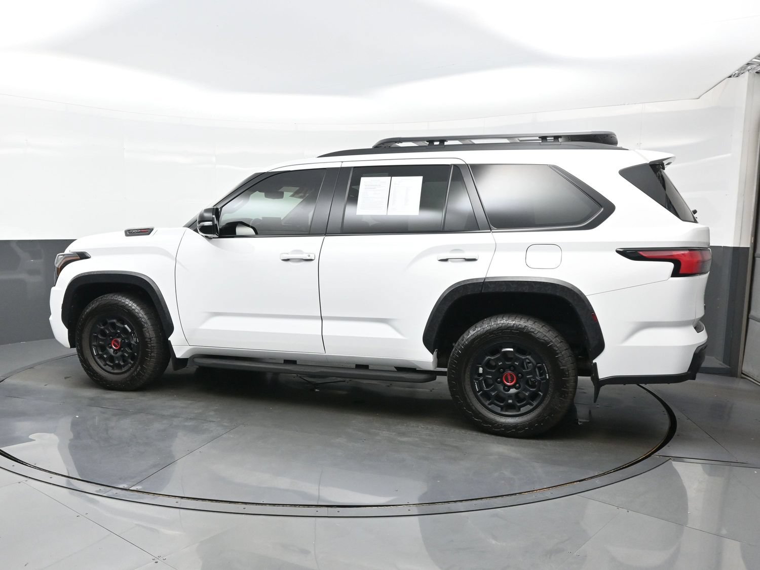 Used 2025 Toyota Sequoia TRD Pro AWD/4WD image 3