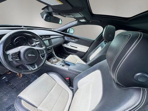 Used 2016 Jaguar XF R-Sport RWD image 12