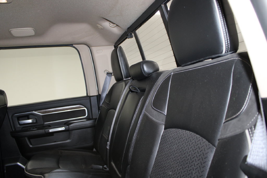 Used 2019 RAM 3500 Laramie AWD/4WD image 16