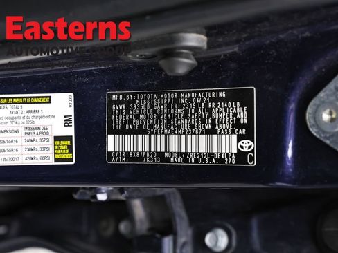Used 2021 Toyota Corolla LE FWD image 33