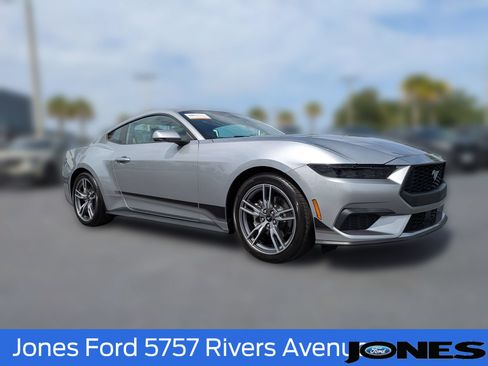 Certified 2025 Ford Mustang Premium RWD image 3