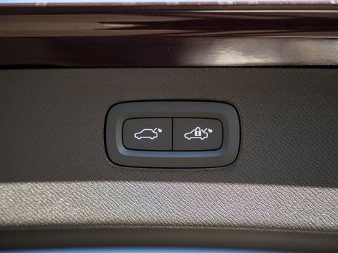 New 2026 Volvo XC90 B6 Plus image 11