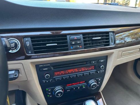 Used 2011 BMW 328i Sedan image 25