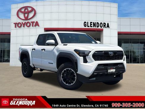 New 2026 Toyota Tacoma TRD Off-Road AWD/4WD image 1