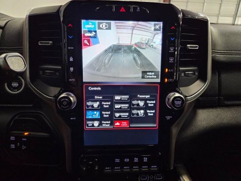 Used 2019 RAM 2500 Laramie w/ Black Appearance Package AWD/4WD image 62
