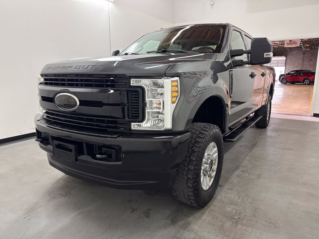 Used 2019 Ford F250 XLT w/ Snow Plow Prep Package AWD/4WD image 9
