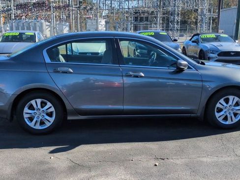 Used 2011 Honda Accord LX image 9