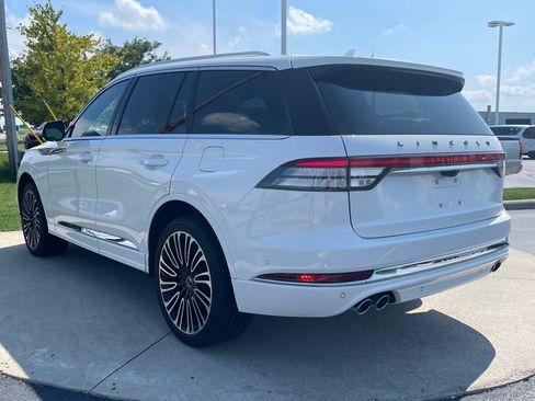 Used 2023 Lincoln Aviator Black Label w/ Dynamic Handling Package AWD/4WD image 5