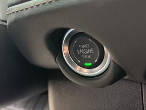 New 2026 Chevrolet Suburban High Country image 26