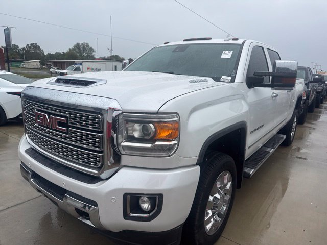 Used 2018 GMC Sierra 2500 Denali AWD/4WD image 2