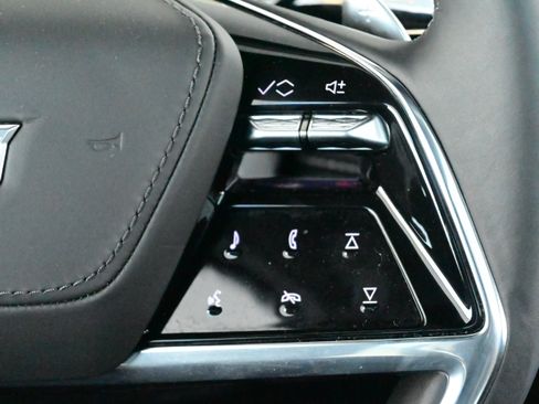 Used 2025 Cadillac Escalade Sport Platinum image 29