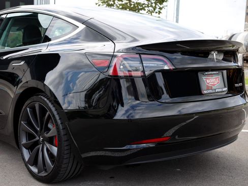 Used 2020 Tesla Model 3 Performance image 11